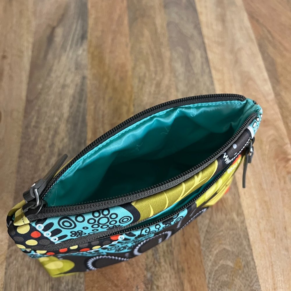 Vera Bradley Flower Shower makeup bag - Picture 3 of 4